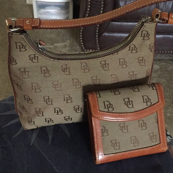 Dooney & Bourke Handbags - Vintage Dooney&Bourke,INC. handbag / wallet
